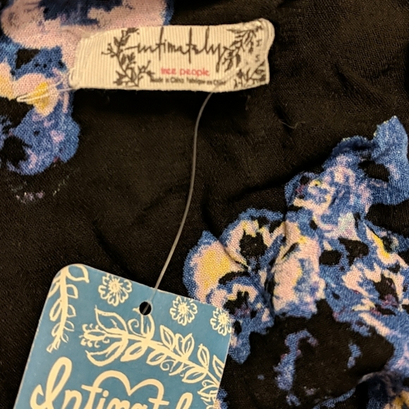 ✨50% OFF✨ NWT Free People floral bodysuit - Picture 10 of 13